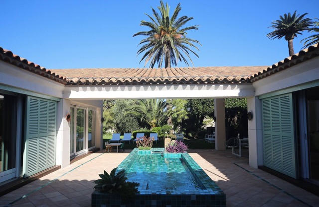 Unique: magnificent villa in Porquerolles