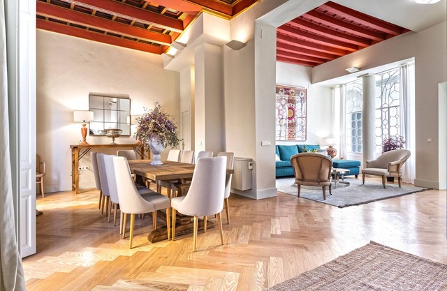 Unique Sevillian Palace-House in Santa Cruz. Abades Terrace