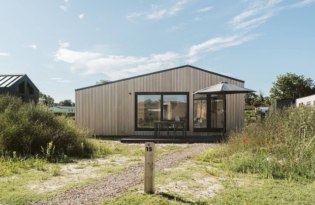 Unique tiny house in car-free area