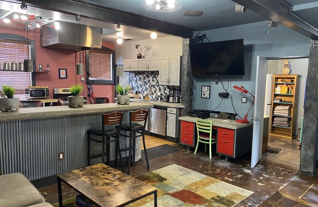 Unique two bedroom house in a great location in Colorado springs.