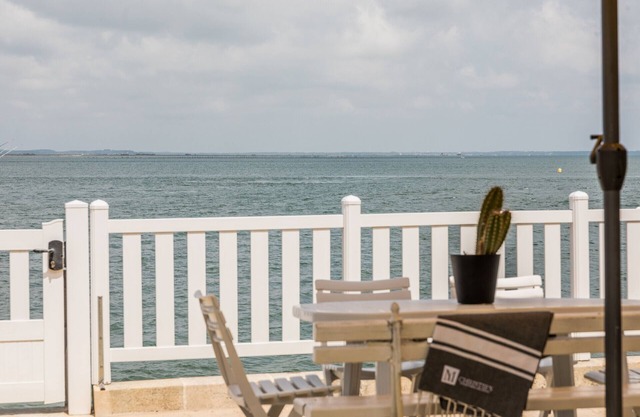 Unique villa - Front line - Arcachon