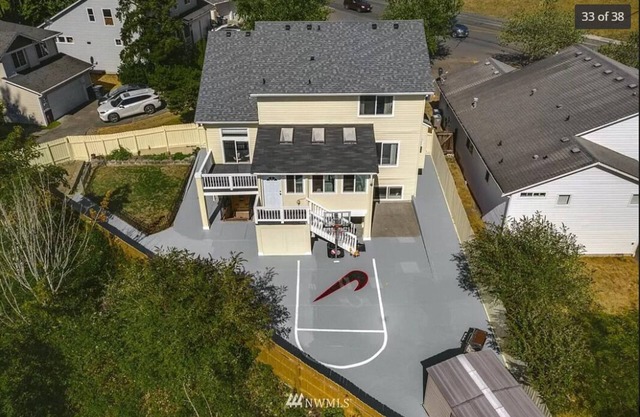 Unit 1 of 2 cozy suites, centrally located