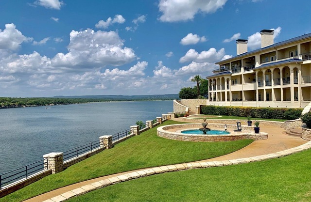 UNIT 2114 2 Bed 2 Bath on Lake Travis with Panoramic Lake View