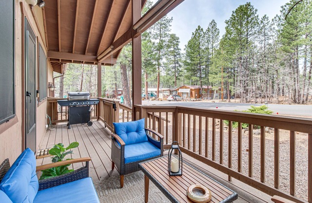 Updated Deck & Fireside Table: Pinetop Cottage