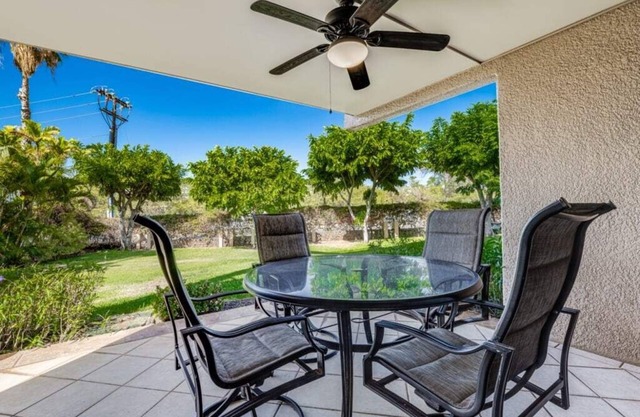 Upgraded Condo w/Open Kitchen, Ground Floor Lanai, WiFi–Kamaole Sands 4102