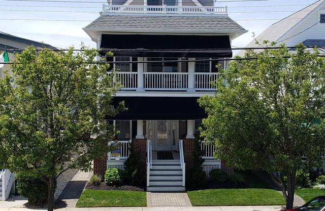 Upscale Condo Located in OC steps away from the beach and boardwalk!