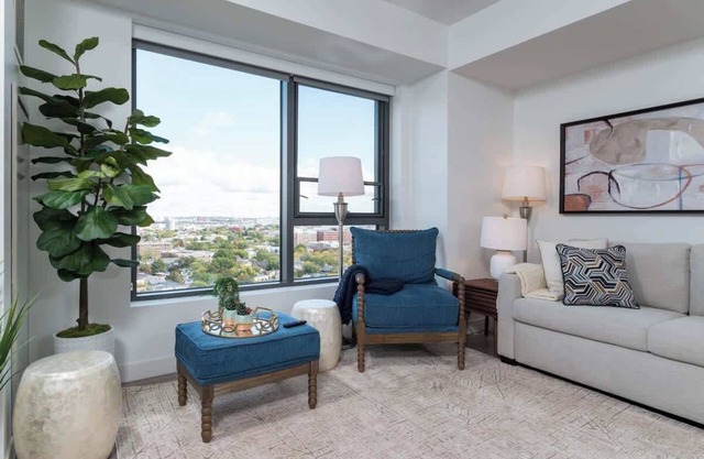 Upscale Penthouse near MIT & Harvard in Central Square!