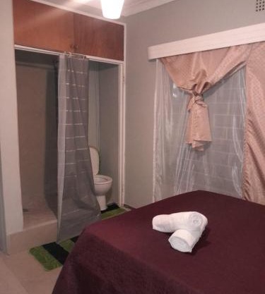 Uptown Inn GuestHouse