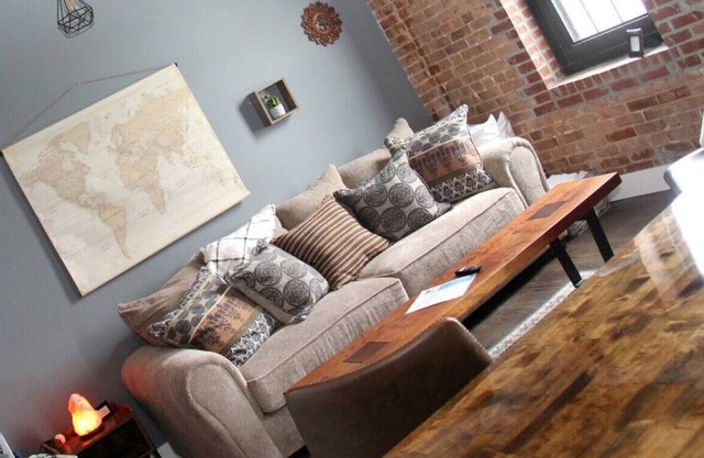 Urban Loft #6 MUSTAR · Urban Loft Downtown above BrewCo & Restaurant