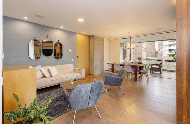 Urban Oasis 2BR with A/C, Pool & City view in vibrant El Poblado