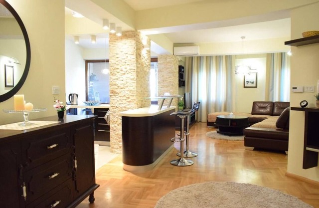 Urban Vibe Apartments 2