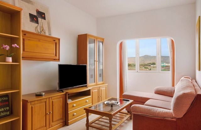 Vacation Home 'Casa Ferro' with Mountain View, Balcony & Wi-Fi