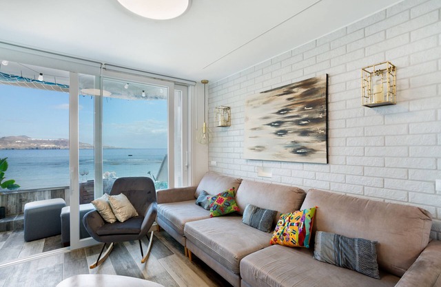 Vacation Apartment 'Flat Belvedere Las Canteras Beach' with Sea View, Private Terrace and Wi-Fi