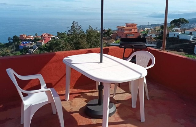 Vacation apartment Tenerife North with sea + Teide view Icod los Vinos La Vega
