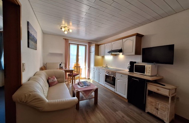 Vacation apartment Attlesee, shower, WC, 1 bedroom - Annabell, guest house