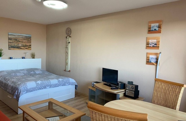 Vacation apartment/apartment for 2 guests with 30m² in Holm (120159)