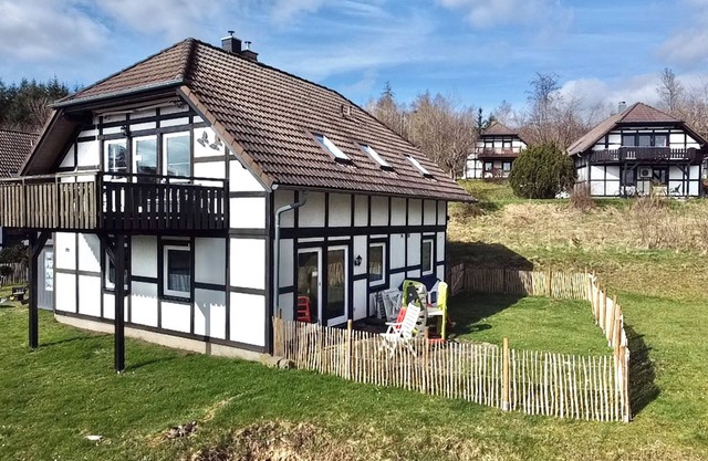 Vacation apartment "Kellerwald" with private fenced garden and WLAN