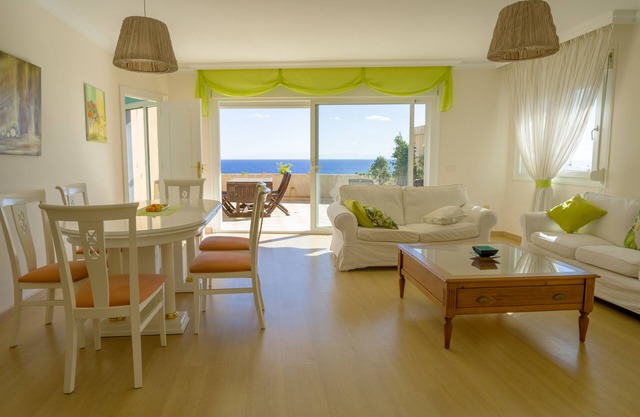 Vacation Apartment La Nea-Radazul