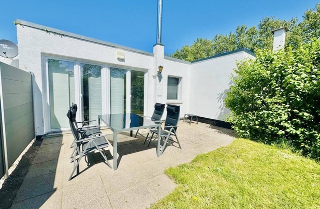 Vacation cottage Kliff-Haeuschen