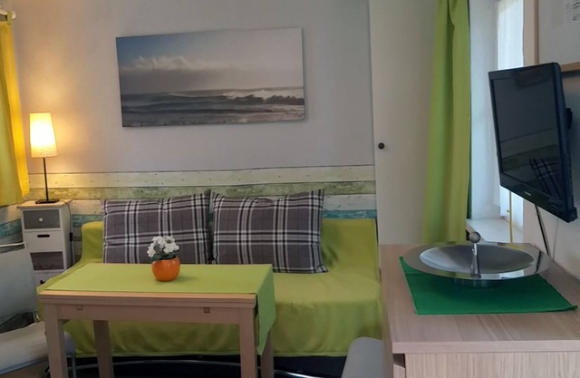 Vacation home for 2 guests with 18m² in Ostseeheilbad Zingst (117920)