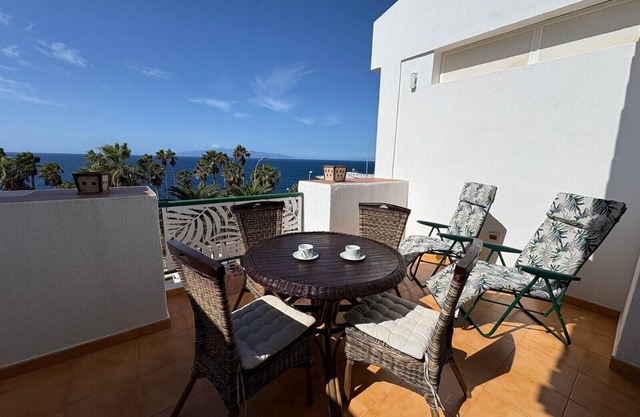 Vacation Home "Casa Laly" with Sea View, Private Terrace & Wi-Fi
