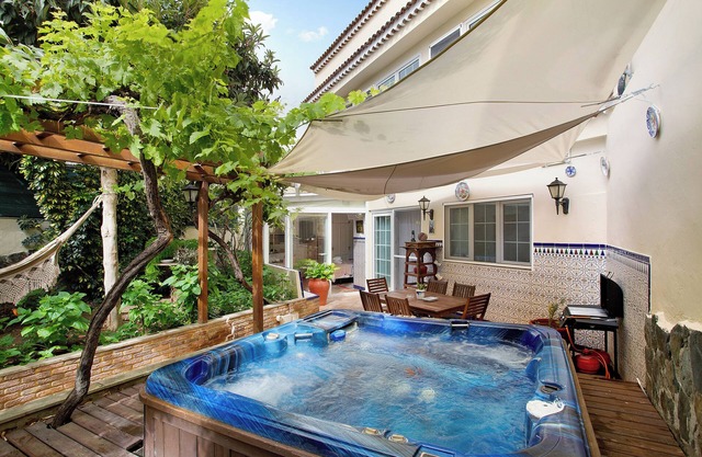 Vacation Home 'Duplex Carmelo Y Carmela' with Private Terrace, Private Garden and Wi-Fi