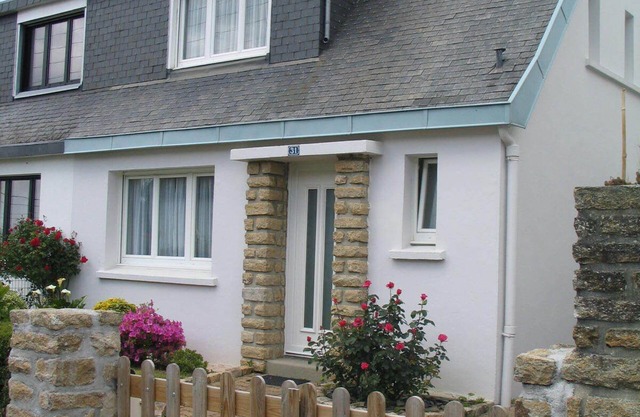 Vacation home: GR and beach 250m away, "voie verte" 100m away, 2 shower rooms.