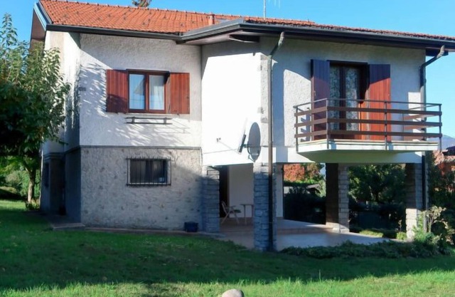 Vacation home Mariatheresa in Castelveccana - 5 persons, 2 bedrooms