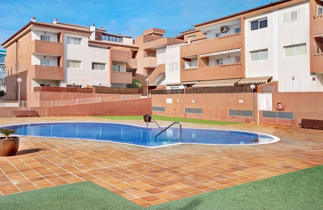 Vacation Home 'Puertito Guimar' close to Beach with Balcony, Outdoor Pool & Wi-Fi