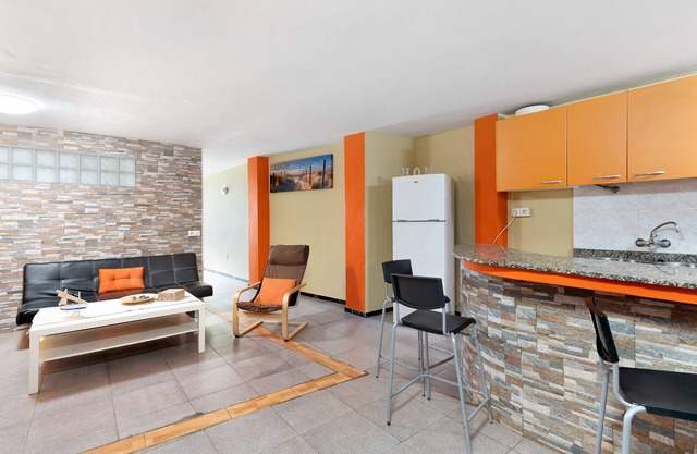 Vacation Home "Sweet Home Pozo Izquierdo 2" with Sea View, Private Balcony & Wi-Fi