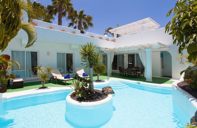 Vacation Home "Villa 82" with Mountain View, Pool & Wi-Fi