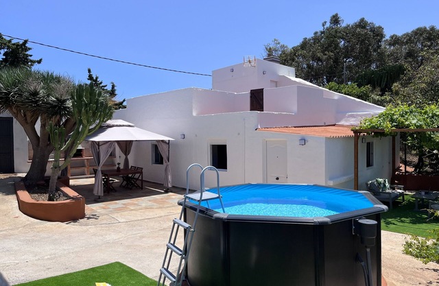 Vacation Home 'Villa Almagre' with Sea View, Pool, Garden & Wi-Fi