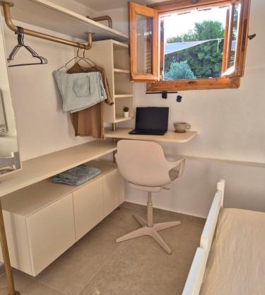 Vacation Unit - Private Terrace, Steps from Sea