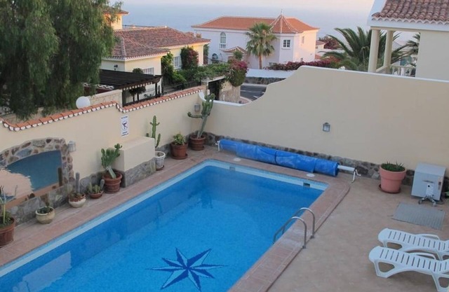 Vacation Villa 'Beautiful Villa In The South' with Sea View, Wi-Fi and Air Conditioning