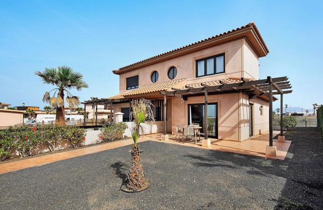 Vacation Villa 'Escapada' with Sea & Mountain View, Pool & Wi-Fi