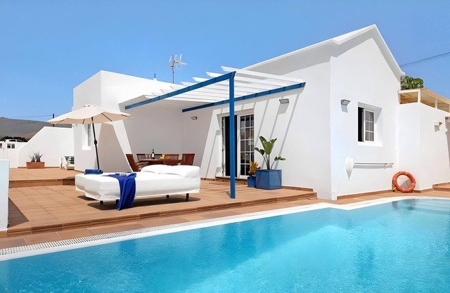 Vacation Villa 'Turqué' with Sea View, Private Pool and Wi-Fi