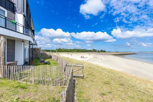 Vakantiewoning aan het strand 'Laguna Beach House' - met tuin en terras - Vista Maris - Nr 32