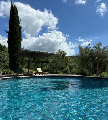 Val di Rampo - Appartment with Pool, private terrace overlooking Niccone Valley