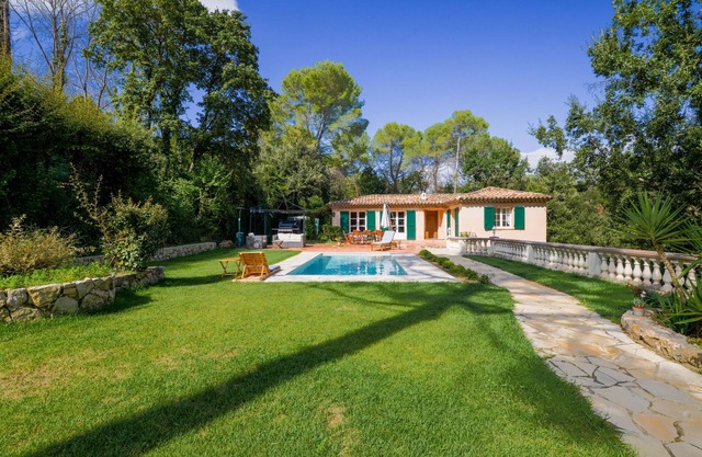 Valbonne Quiet villa with magnesium pool