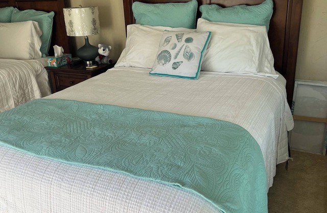 Valerie’s Villa - 10 mins from downtown - 15 minutes to the beach