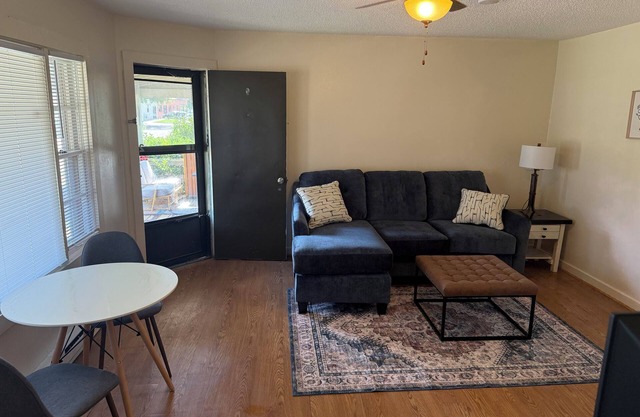 Valley Junction Getaway