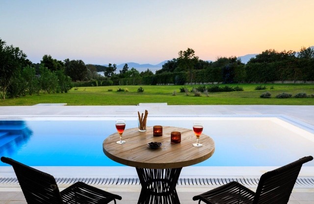 Varko - Afrodite - One Bedroom Villa, Sleeps 2