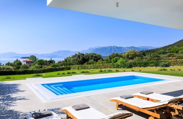 Varko - Apollo - Two Bedroom Villa, Sleeps 4