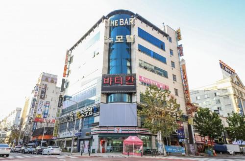 Vatican Hotel Sangmu