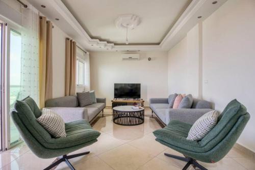 Veil - Modern 3-Bedroom Apt & Balcony in Aley