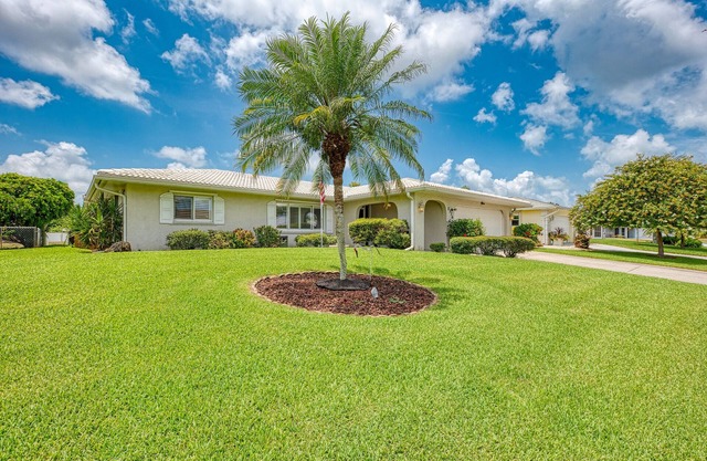 Venice Bal Harbour Lake House near Beaches too! Pet Friendly