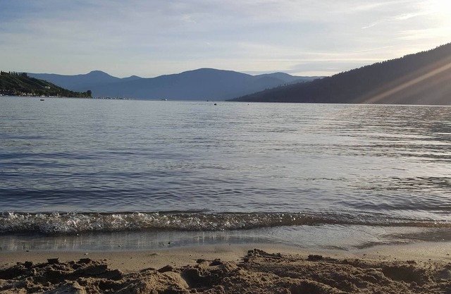 Vernon Sandy Beachfront Home !