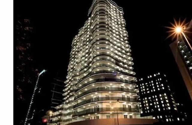 Versace Luxury Apartment - 413 Sea View