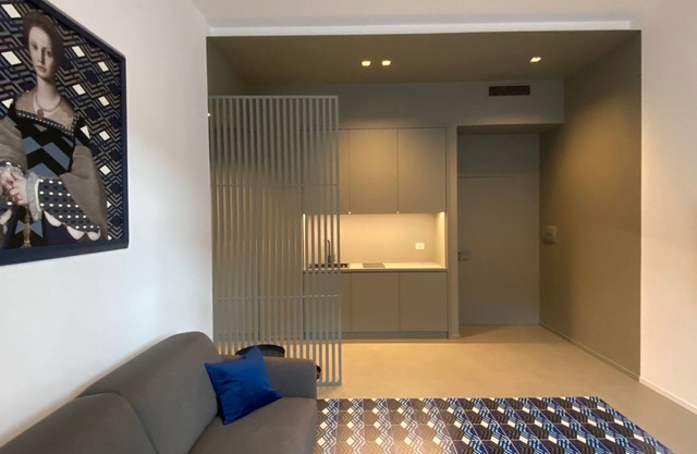 Very central apartment in Via Toledo, 5 minutes walk from Quartieri Spagnoli