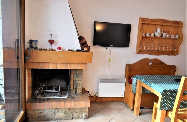 Very comfortable apartment for 4 people facing the slopes of Balme